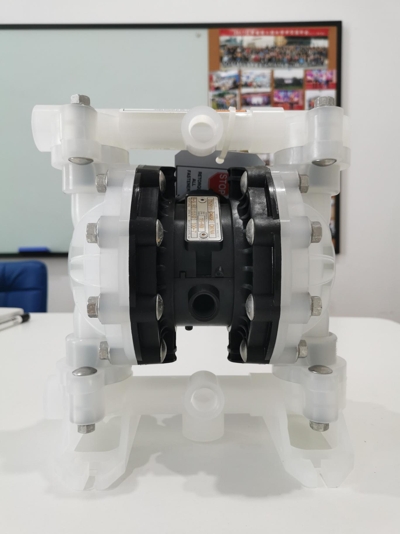 固瑞克氣動泵515系列0.5寸